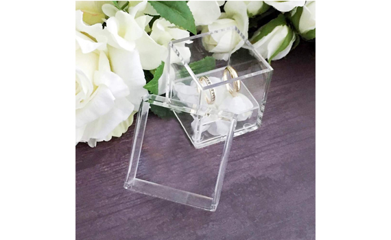Acrylic Ring Box Complete Guide: A Touch of Modern Elegance for Your Special Moment