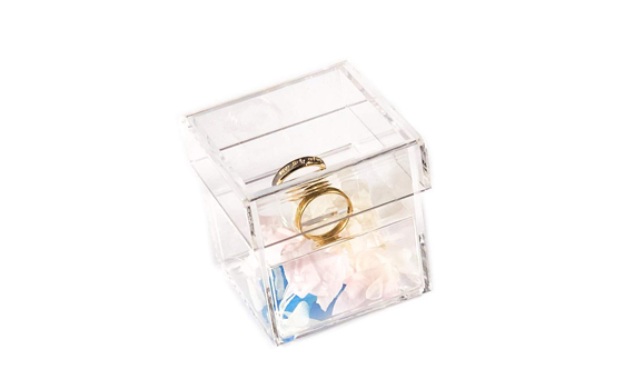 Acrylic Ring Box Wholesale Suppliers